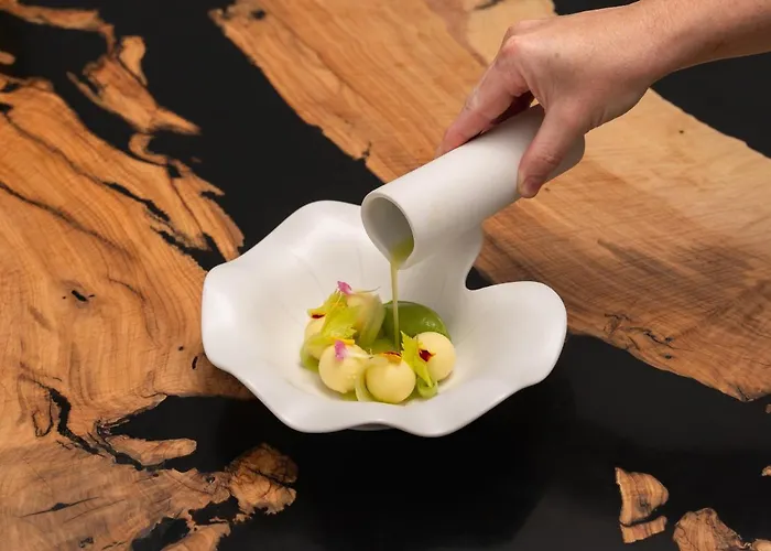 Musa Di 5* سالا كوماسينا